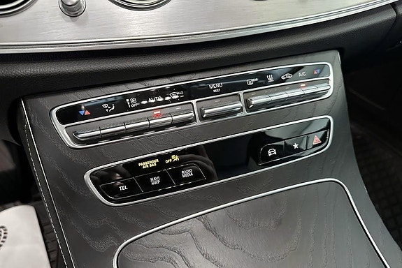 Mercedes-Benz E220 d 13 of 14