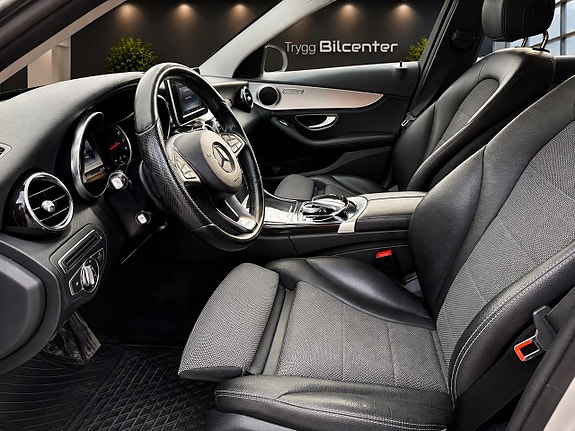 Mercedes-Benz CLC180 12 of 28