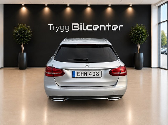 Mercedes-Benz CLC180 4 of 5