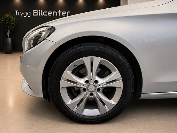 Mercedes-Benz CLC180 9 of 28