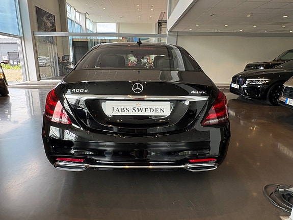 Mercedes-Benz S400 d 4 of 5