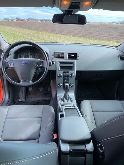 Volvo V50 5 of 5