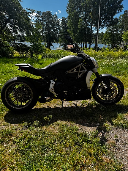 Ducati XDiavel Byttes  Med Låga Mil 4 of 19