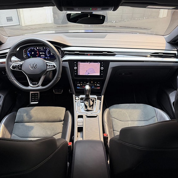 Volkswagen Arteon 10 of 13