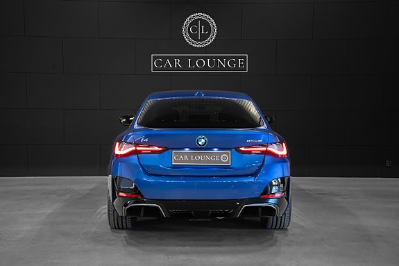 BMW i4 4 of 5