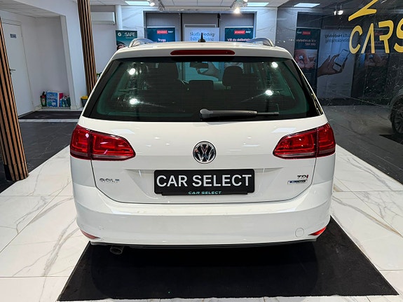 Volkswagen Golf VII 4 of 29