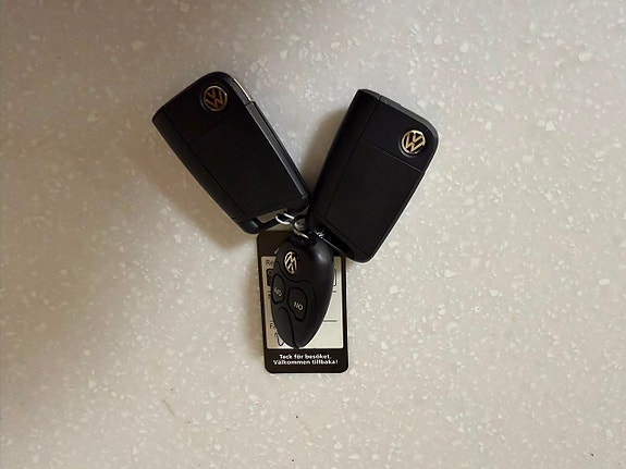 Volkswagen Golf VII 25 of 29