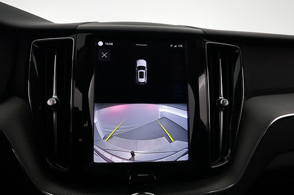 Volvo XC60 18 of 28