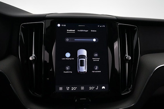 Volvo XC60 20 of 28
