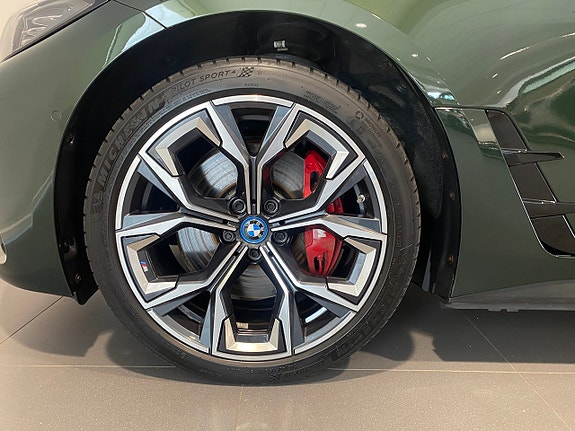 BMW i4 3 of 5