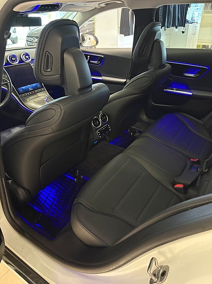 Mercedes-Benz C220 d 5 of 5