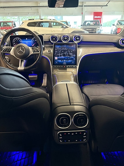 Mercedes-Benz C220 d 4 of 5