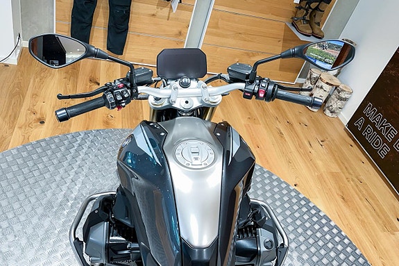 BMW R 1250 R Akraprovic | Style Exclusive 5 of 5