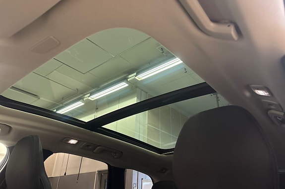 Volvo XC60 22 of 22