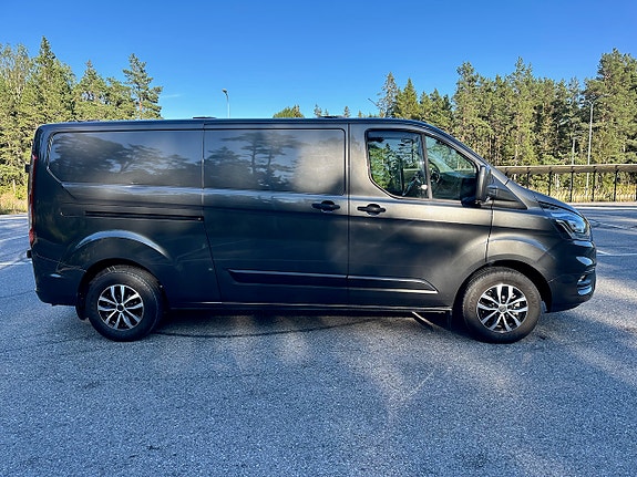 Ford Transit Custom 3 of 5