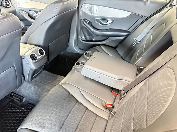 Mercedes-Benz C220 d 16 of 22