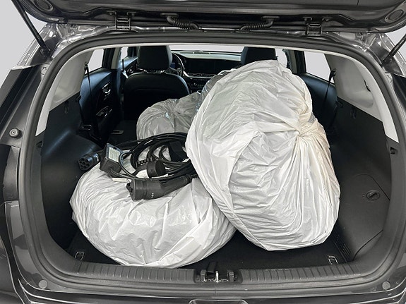 Kia Niro 10 of 15