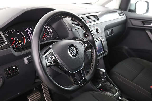 Volkswagen Caddy 12 of 30