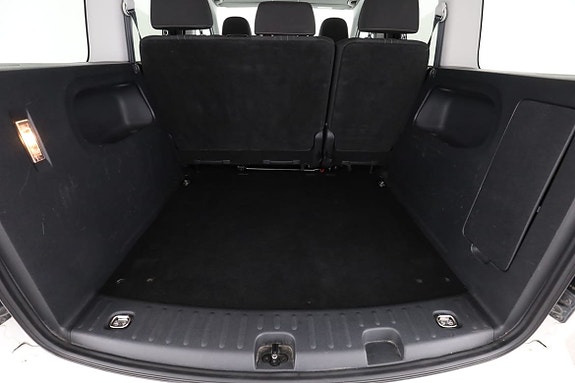Volkswagen Caddy 18 of 30