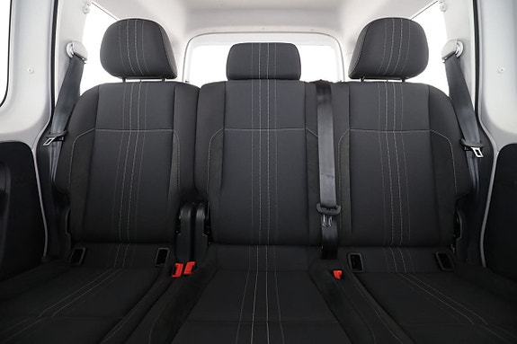 Volkswagen Caddy 16 of 30