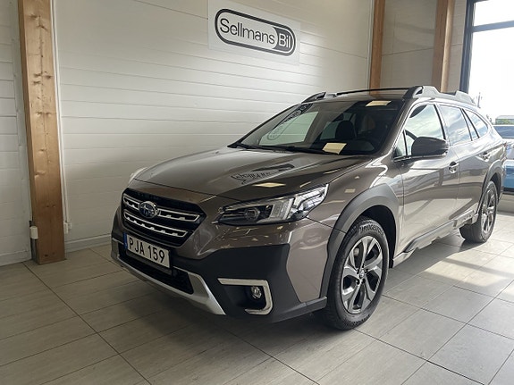 Subaru Outback 2 of 5