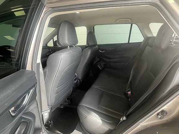 Subaru Outback 5 of 5
