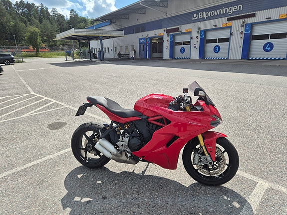 Ducati SuperSport S 5 of 5
