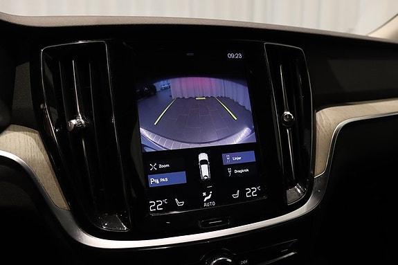 Volvo V60 17 of 21