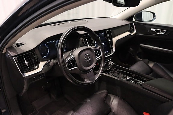 Volvo V60 11 of 21