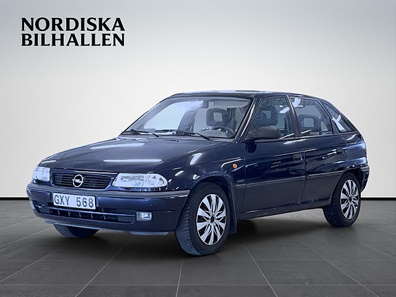 Opel Astra 3 of 5
