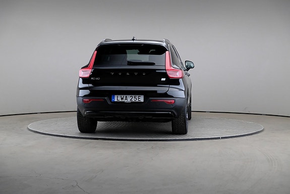 Volvo XC40 5 of 5
