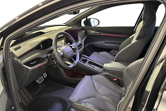 Skoda Enyaq RS 4 of 5