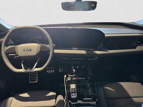 Audi A6 e-tron 8 of 12