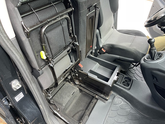 Peugeot Partner 6 of 10