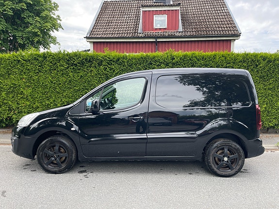 Peugeot Partner 2 of 5