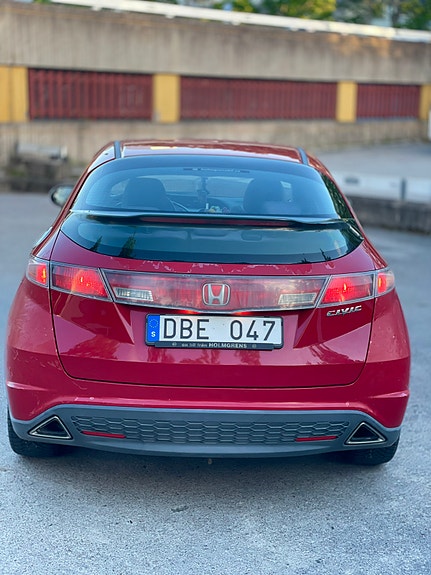 Honda Civic 4 of 5