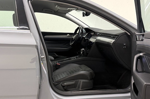 Volkswagen Passat 24 of 27