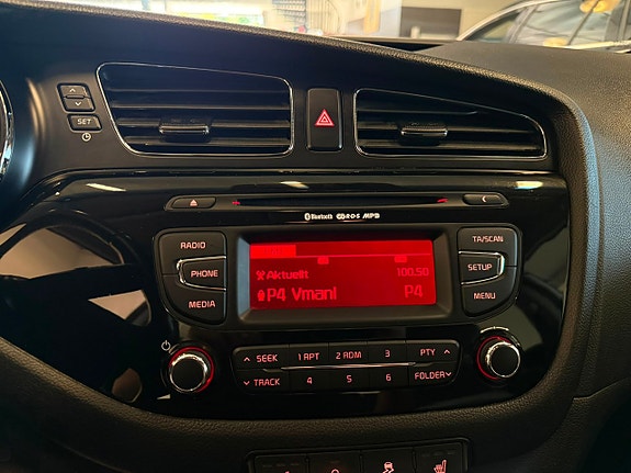Kia Ceed 12 of 17