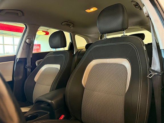 Kia Ceed 8 of 17