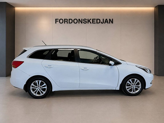 Kia Ceed 5 of 17