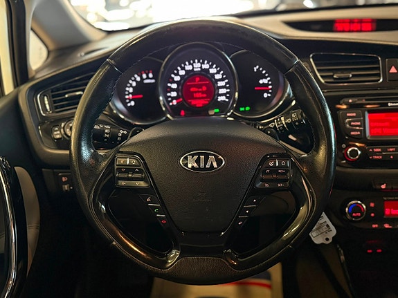 Kia Ceed 10 of 17
