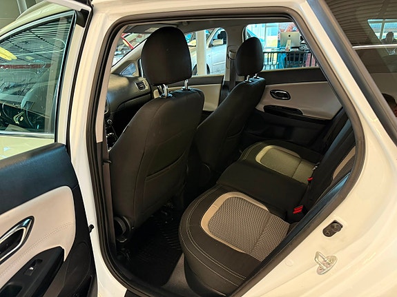Kia Ceed 16 of 17