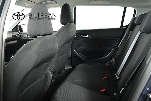 Peugeot 308 7 of 15