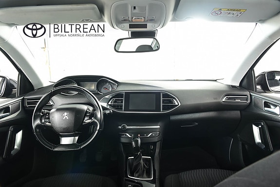 Peugeot 308 8 of 15
