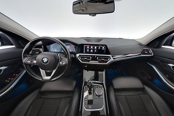 BMW 330e 13 of 28