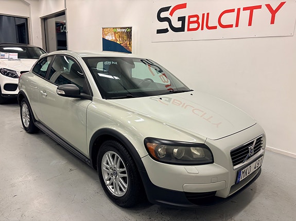 Volvo C30 2 of 5