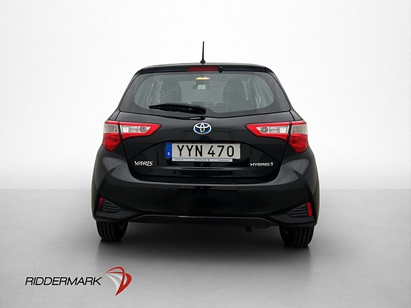 Toyota Yaris 7 of 28