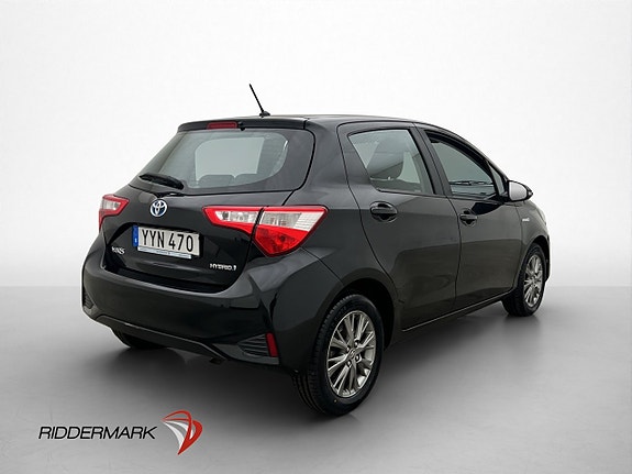 Toyota Yaris 8 of 28