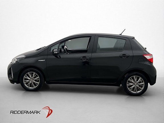 Toyota Yaris 5 of 28