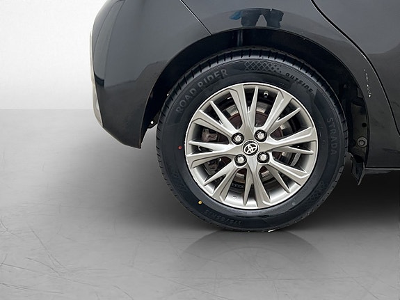 Toyota Yaris 27 of 28